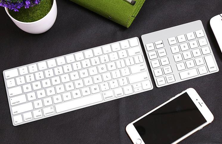 8 Best MacBook Pro Keyboards in 2021